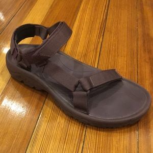 Teva Woman’s Hurricane Sandal